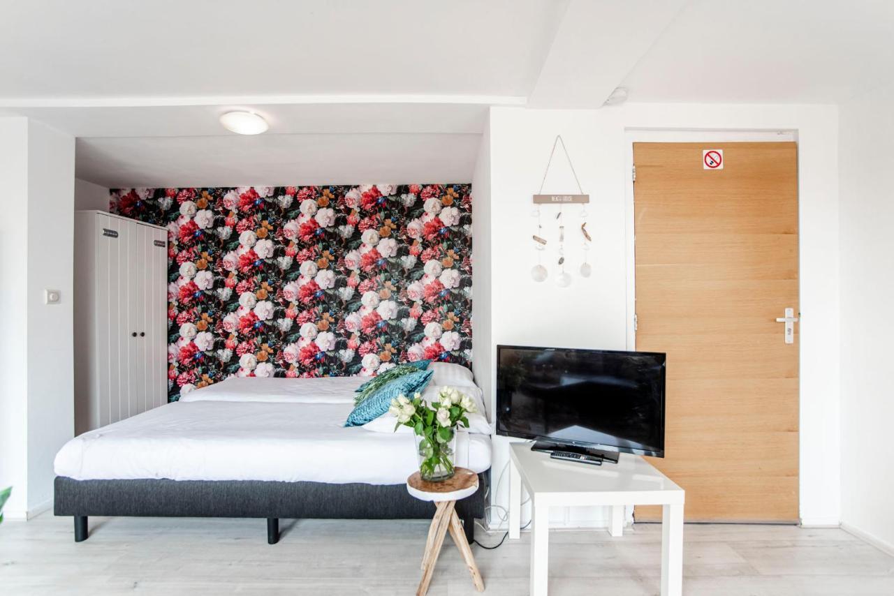 Appartement En Studio Papillon Zandvoort Bagian luar foto