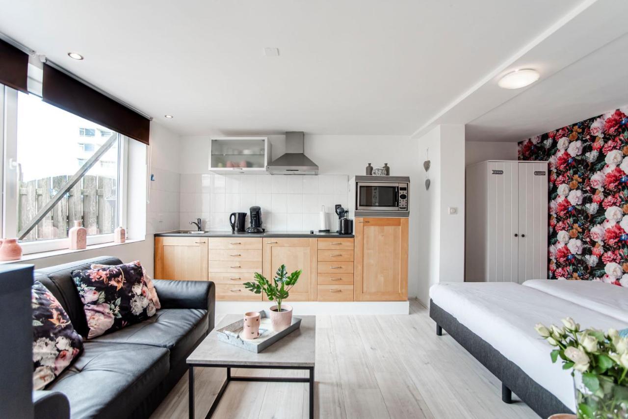 Appartement En Studio Papillon Zandvoort Bagian luar foto